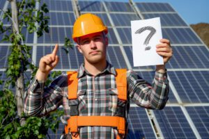 Read more about the article Fotowoltaika a mit samowystarczalności: dlaczego bez magazynu energii nie masz niezależności?