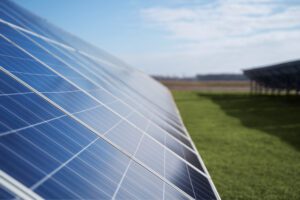 Read more about the article Ceny paneli PV w 2025 roku – czy czekają nas podwyżki i ryzyko dla inwestorów?