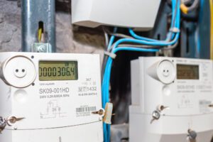 Read more about the article Modernizacja falownika: czy warto? Kiedy aktualizacja sprzętu ma sens