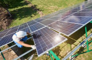 Read more about the article Rozbudowa instalacji PV – kiedy warto dołożyć kolejne panele? Ekspercka analiza i wyliczenia