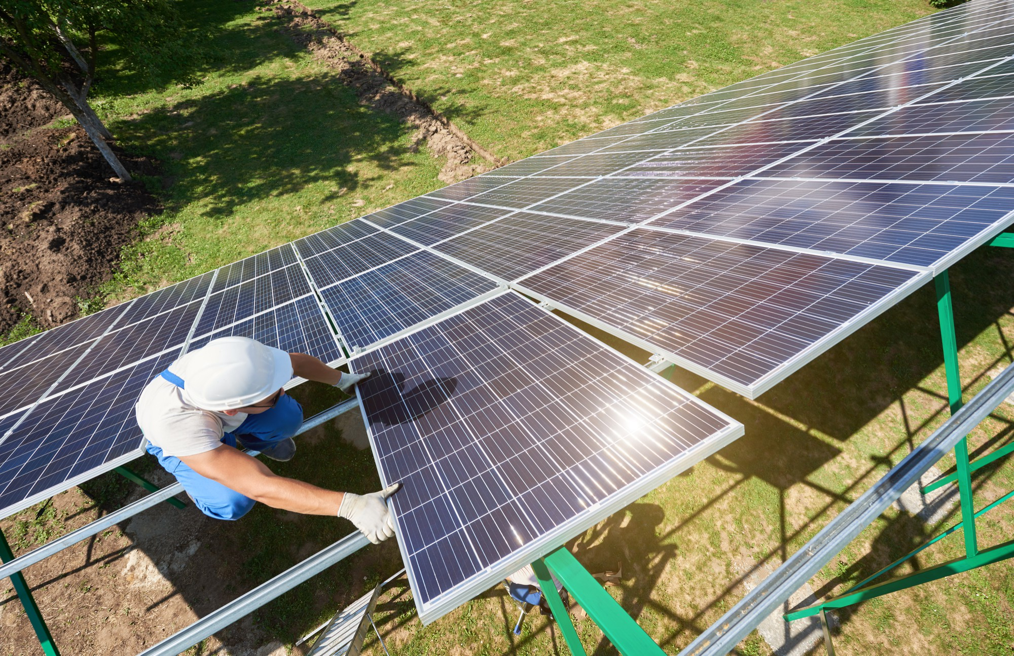 Rozbudowa instalacji PV – kiedy warto dołożyć kolejne panele? Ekspercka analiza i wyliczenia
